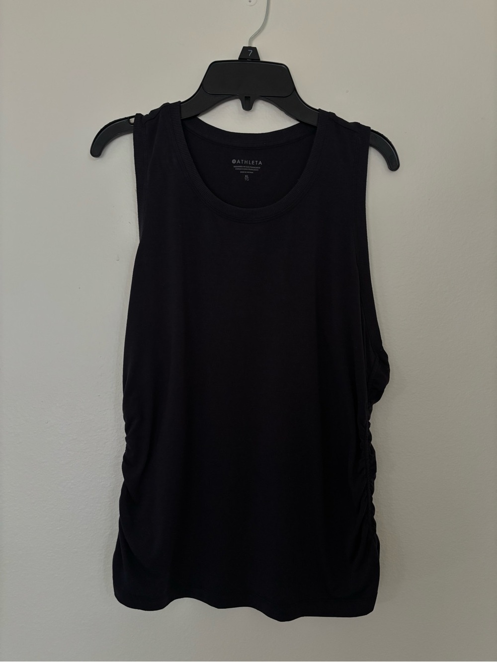 Athleta Black Ruched Side Tank Top Size XL Workout yoga comfy soft